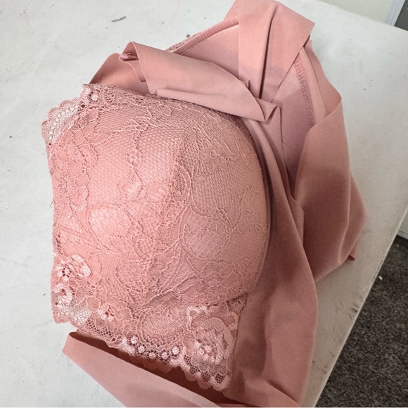 Elegant Pink Lace Women's Intimate bra size XXL - Picture 6 of 6